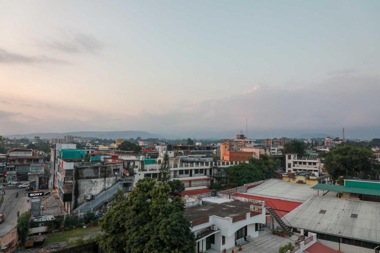 Hotel Alaya Dehradun Exterior photo